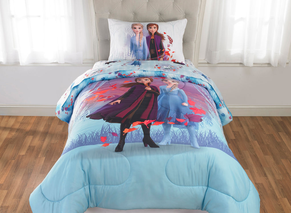 Disney's Frozen 2 Midweight Reversible Twin Comforter