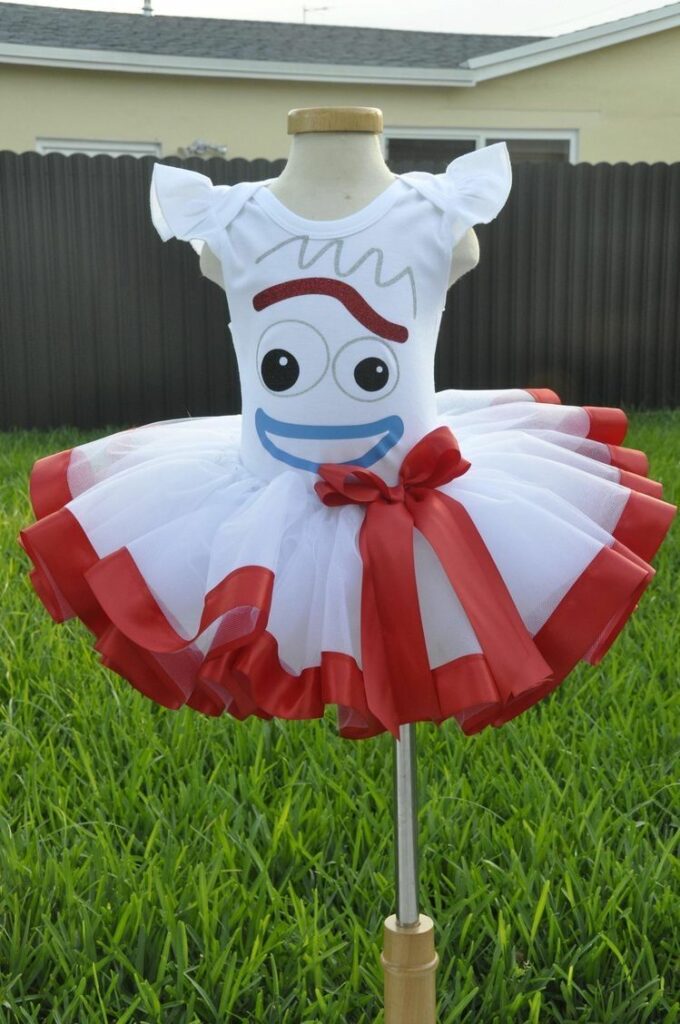 DIY Forky Costume